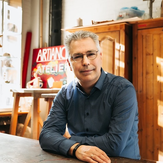 Marc Dekker